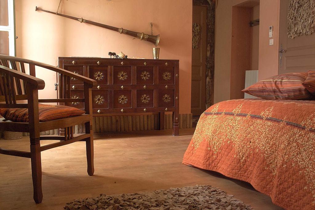 Demeure De Digoine "Chambre D'Hotes" บูร์ก-แซ็ง-ต็องเดอ็อล ภายนอก รูปภาพ